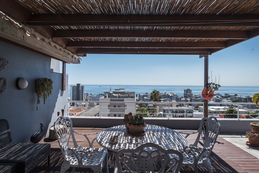 3 Bedroom Property for Sale in Sea Point Western Cape